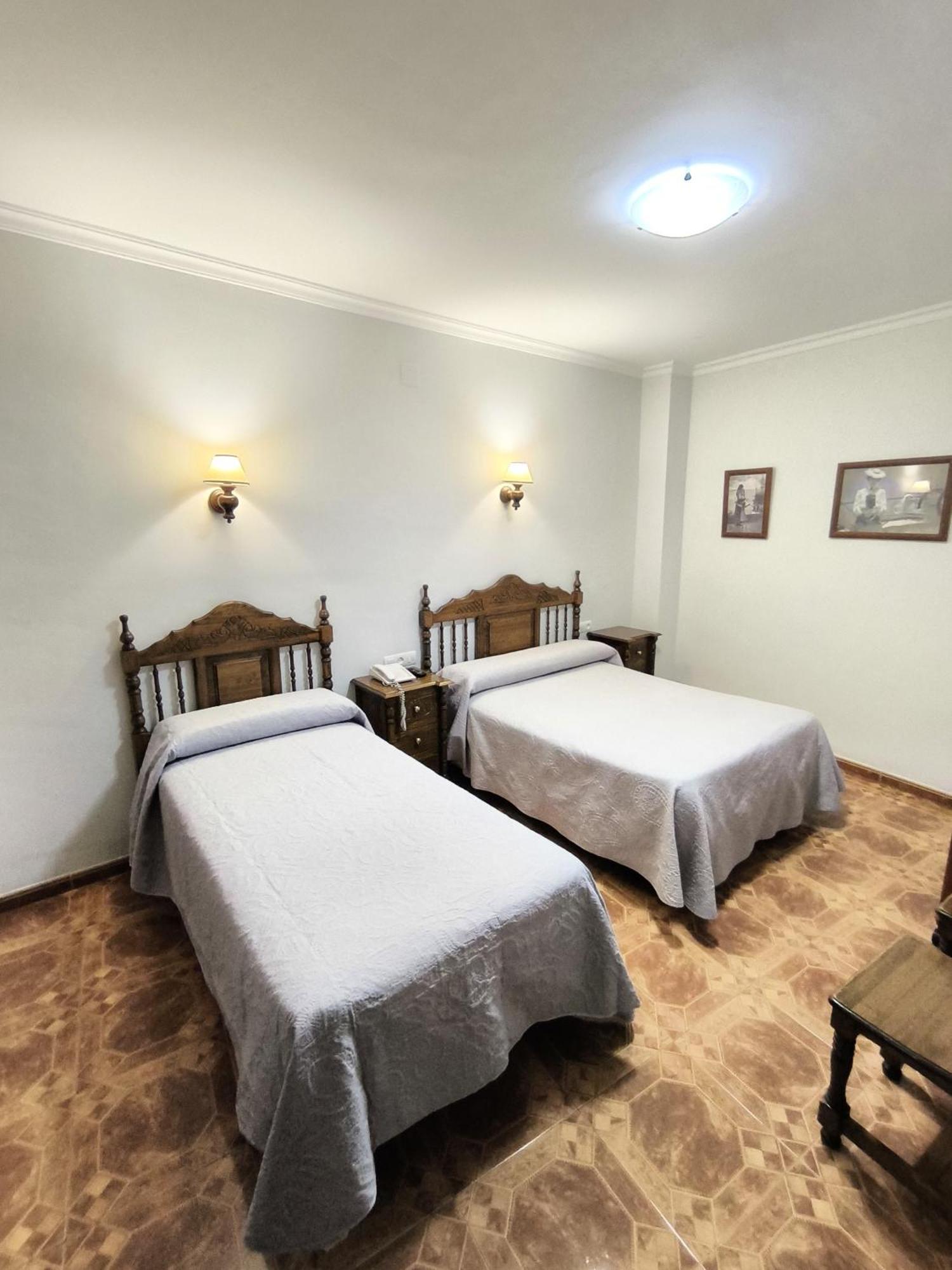 Hostal Bellido Монтилья Экстерьер фото