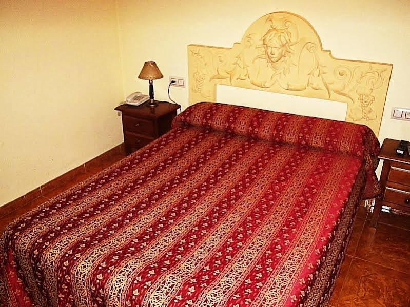 Hostal Bellido Монтилья Экстерьер фото